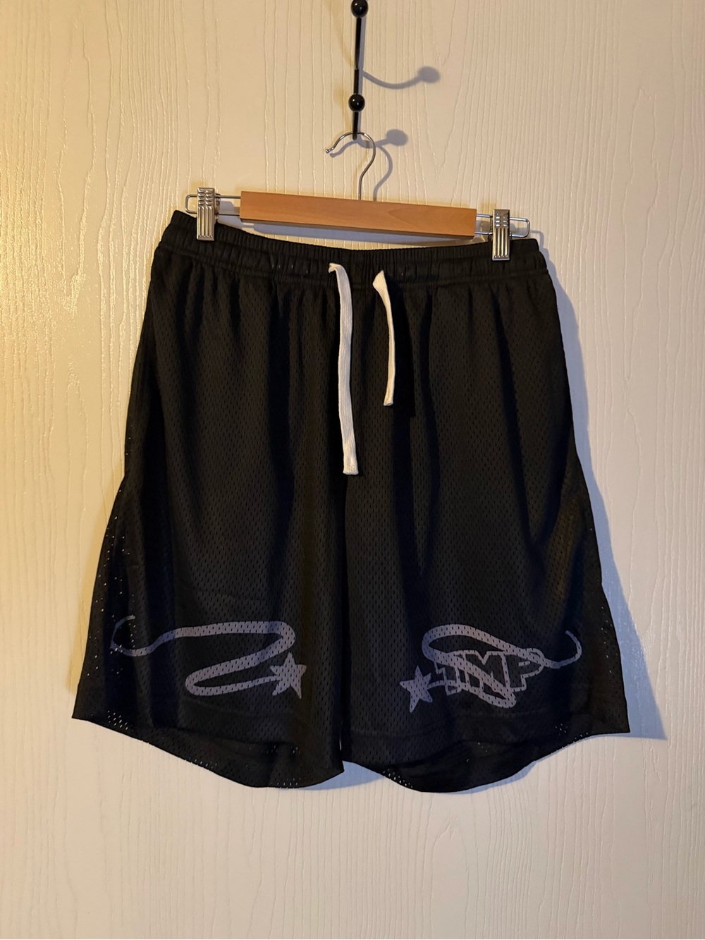 Men's Black Athletic Mesh Shorts with Drawstring Size XL